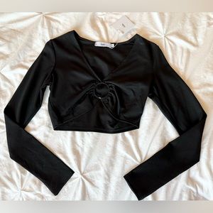 Adika Black Long Sleeve Crop top (S)